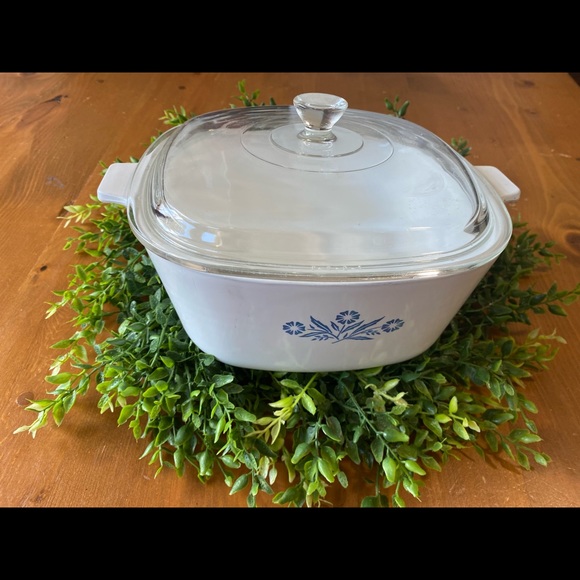 Corning Ware Vintage Pyrex Blue Flower Decor - Picture 6 of 11